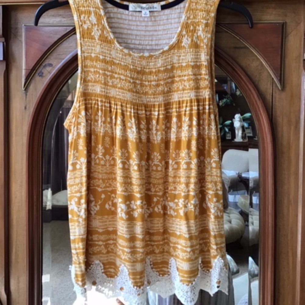 Rewind yellow sleeveless top. S. NWOT
